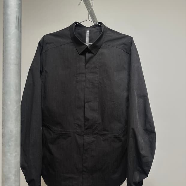 아크테릭스 오퍼렌드 LS 셔츠