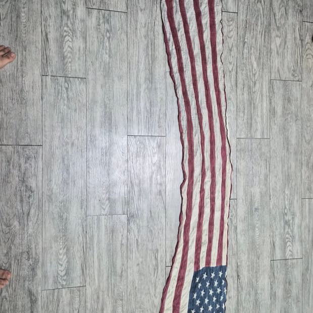 PETERS USA FLAG SCARF - RED