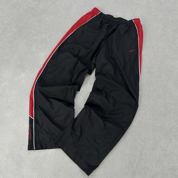 나이키 블랙/레드 트랙 팬츠 m
