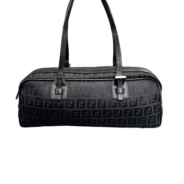 펜디 바게트백 블랙 은장