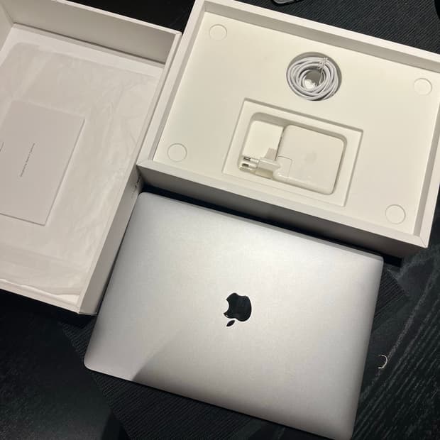 맥북프로m1 256GB 13인치 스페이스 그레이