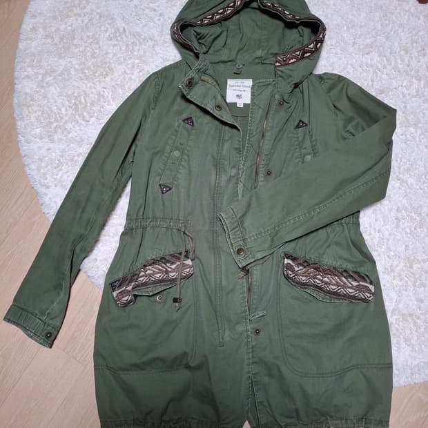 (마지막특가) 써스데이아일랜드 야상자켓