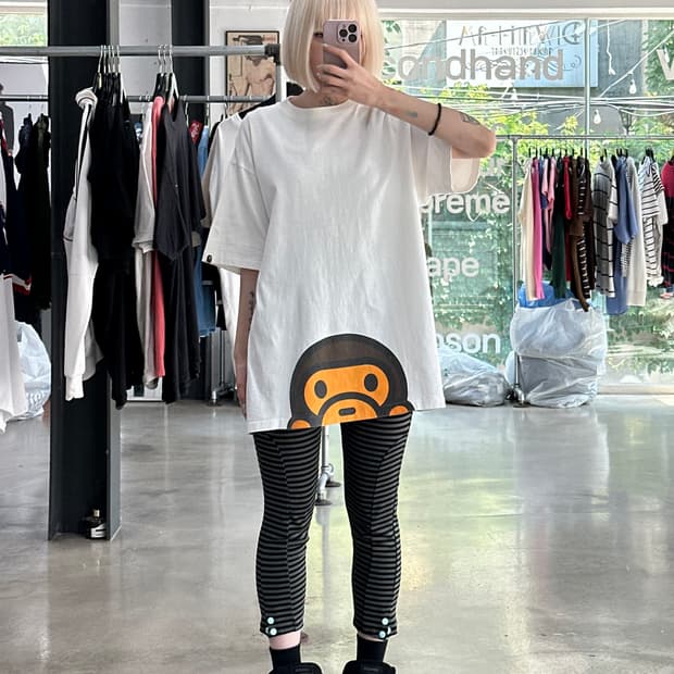 베이프 베이비 마일로 피킹 화이트 오버핏 반팔 티셔츠