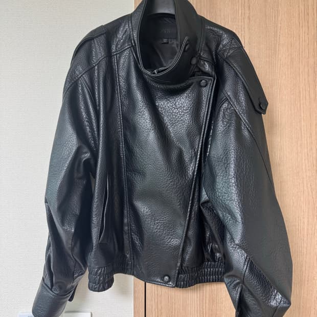 자라 페이크 레더 점퍼 XL