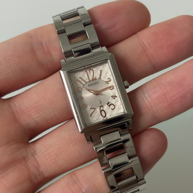 2000s Lukia Silver Square Ladies Quartz