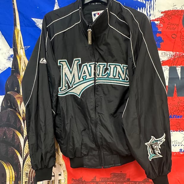 s급 마제스틱 레어템 마린스 오버핏바람막이L100