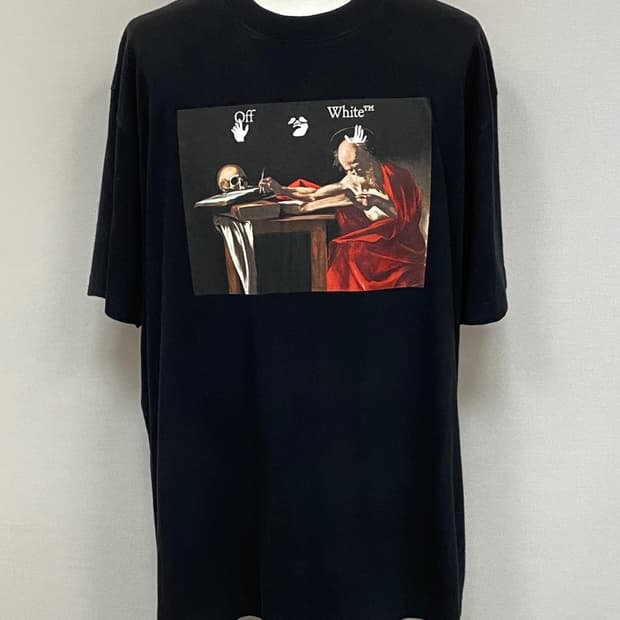 오프화이트 반팔티 (105) 