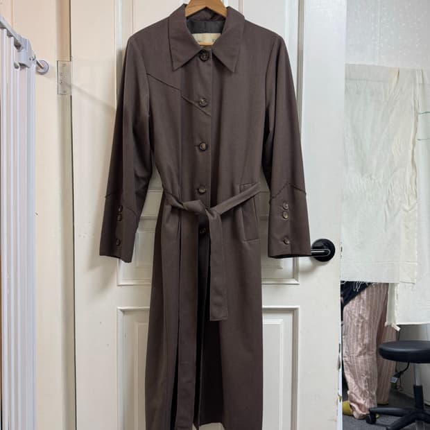 마뗑킴 Matin Kim 브라운 롱 트렌치 코트