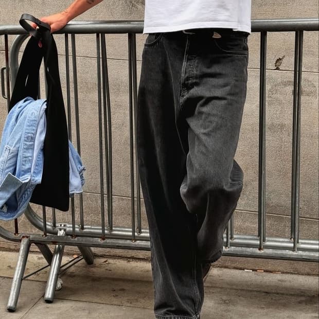 42) Levis 559 Relax Straight Jeans