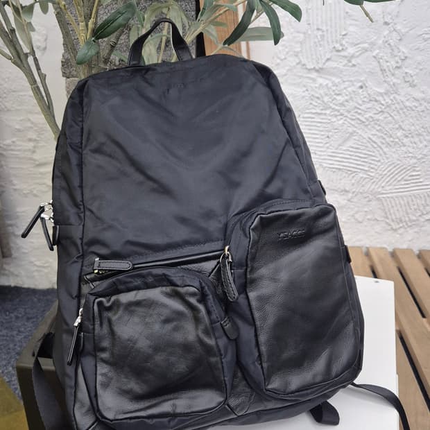 Y'SACCS backpack