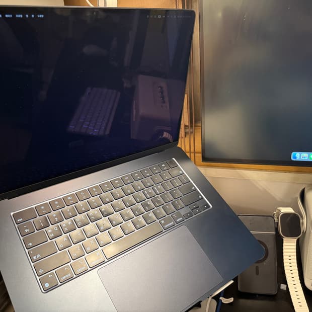 맥북 에어 15, m3 ,24gb,1tb ,배터리 성능99%,70w충전 
