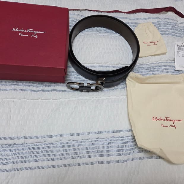 ferragamo 더블 간치니 리버시블 벨트 안자른 새상품(정가품 확인)