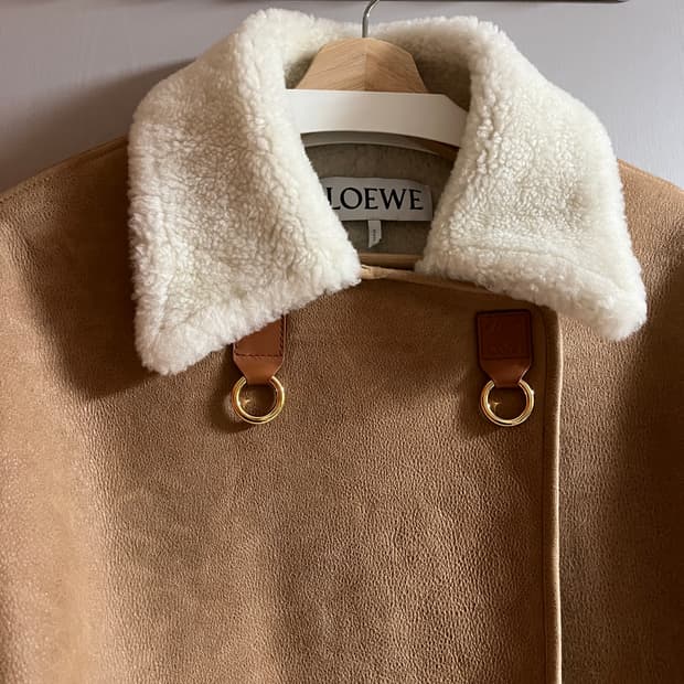 Loewe 로에베 시어링 무스탕