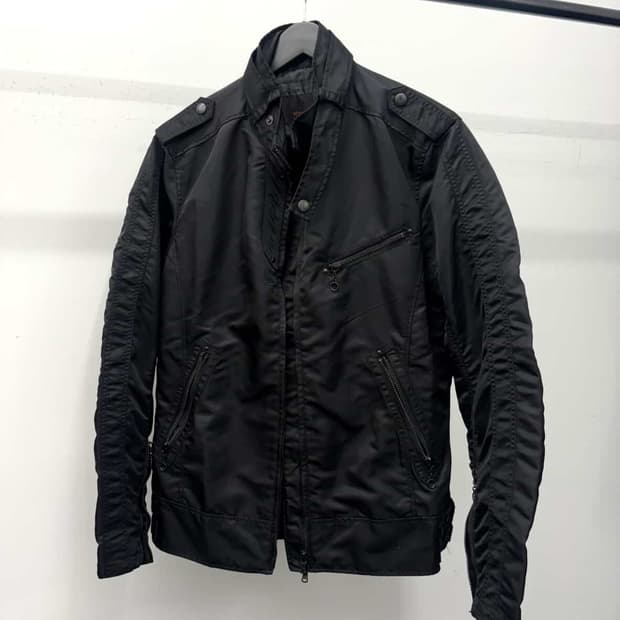 큐빈티지 qvintage ACR 블랙 아우터 와이즈걸 샵502 파우닝