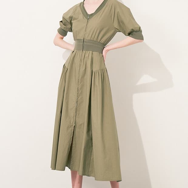 (55사이즈)한섬 타임 브이넥 밴딩 집업 롱원피스