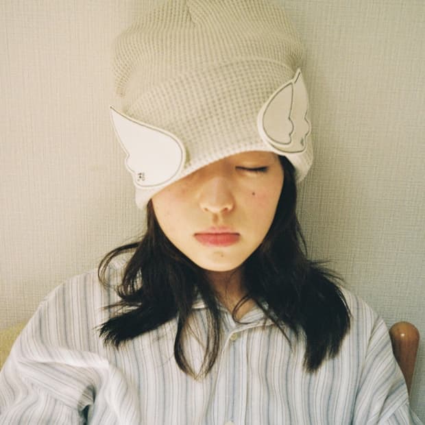 샵 페어리. 비니(오트밀)+브로치(별) 세트