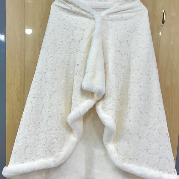 히메 갸루 지뢰계 화이트 퍼 망토 코트