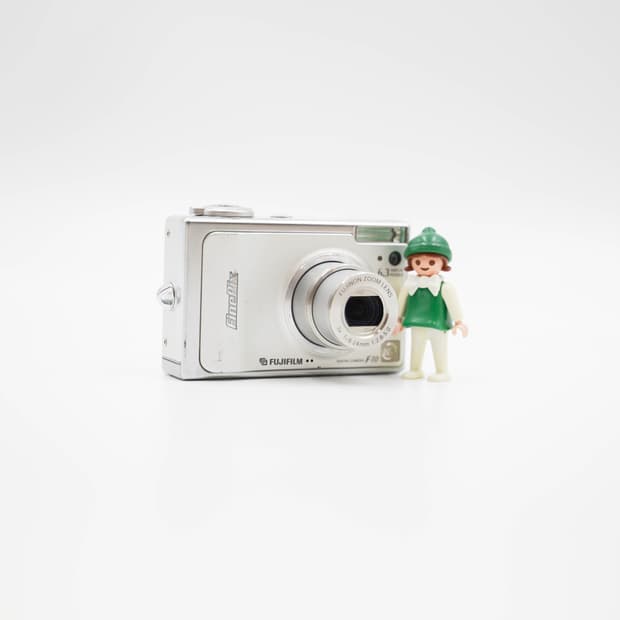 Fujifilm Finepix F10 (후지필름 파인픽스 F10)