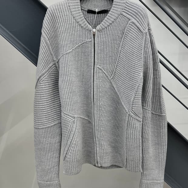 알렉산더왕 사선 패턴 울 니트 집업