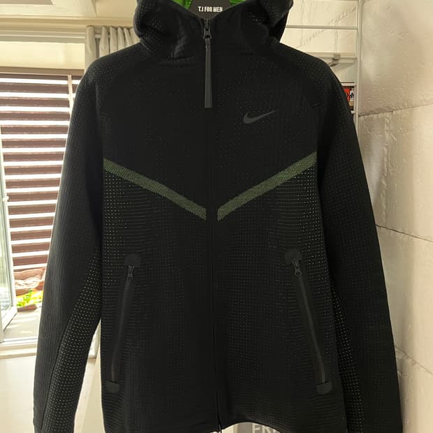 나이키 테크 팩 윈드러너 풀집 후드 M