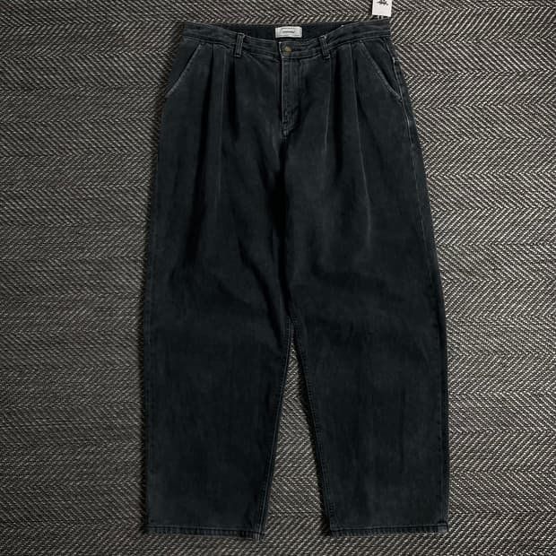 비바스튜디오 와이드핏 블랙 데님 팬츠 o 2861