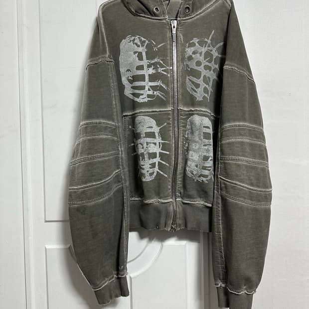 샤인럭셔리 GOLOPE 아머 후드집업