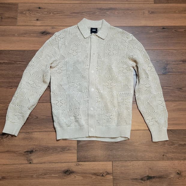 키스 틸든 크로셰 버튼다운 버치