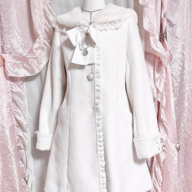 리즈리사 세일러 코트