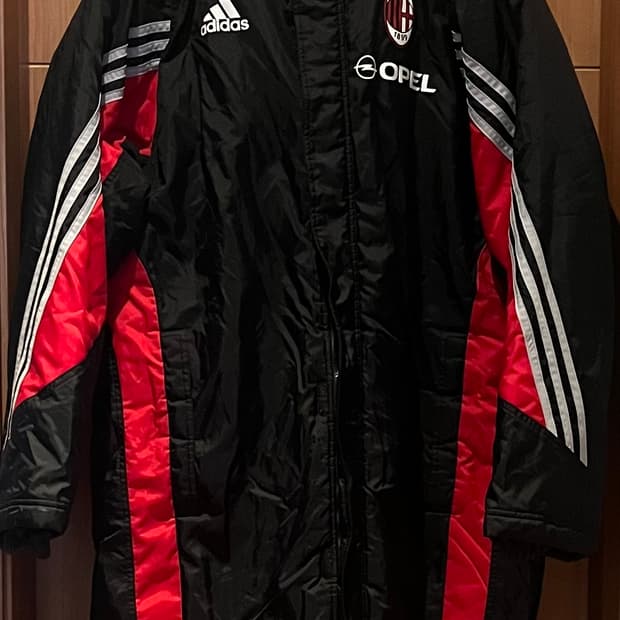아디다스 AC밀란 벤치코트 패딩 M