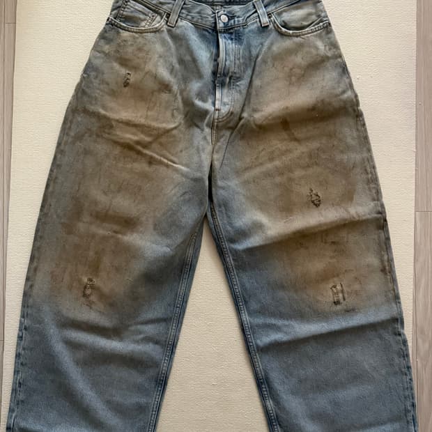 아크네 2023 루즈핏 진 M