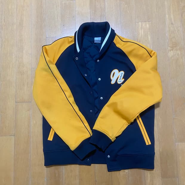 나이키 바시티 자켓