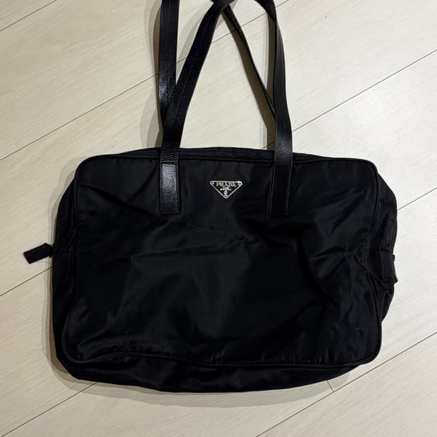 프라다 나일론 숄더 백