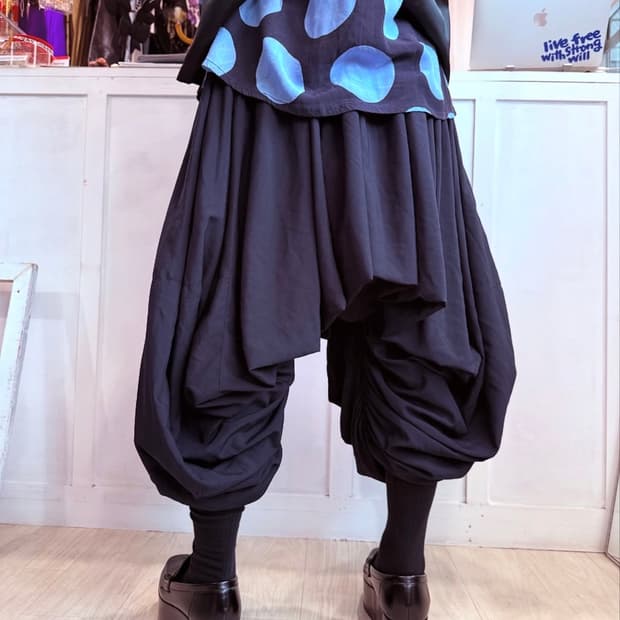 20ss 꼼데가르송 메인라인 드레이프 벌룬팬츠 xs