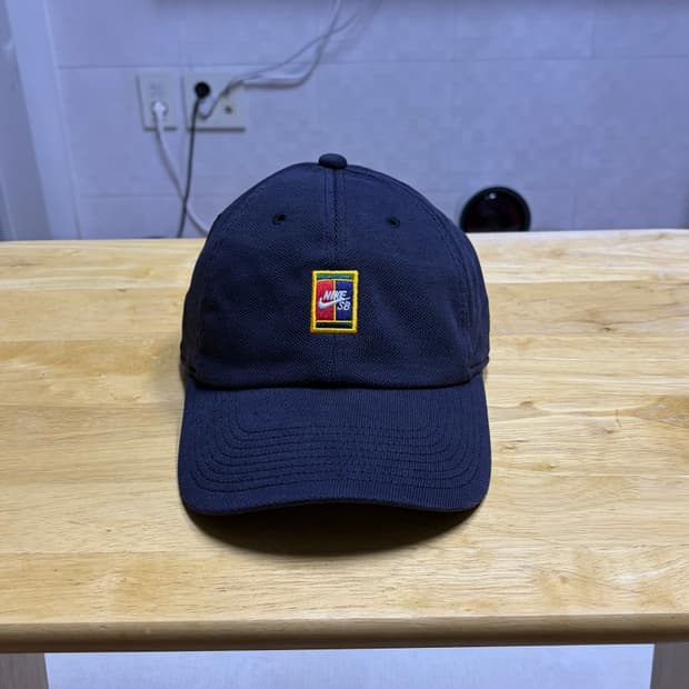 나이키 SB x 테니스 코트 헤리티지86 캡모자 블랙