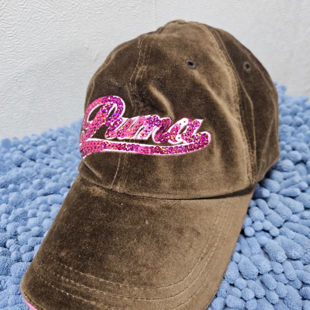 푸마 브라운 벨벳 캡모자 핑크 스팽글