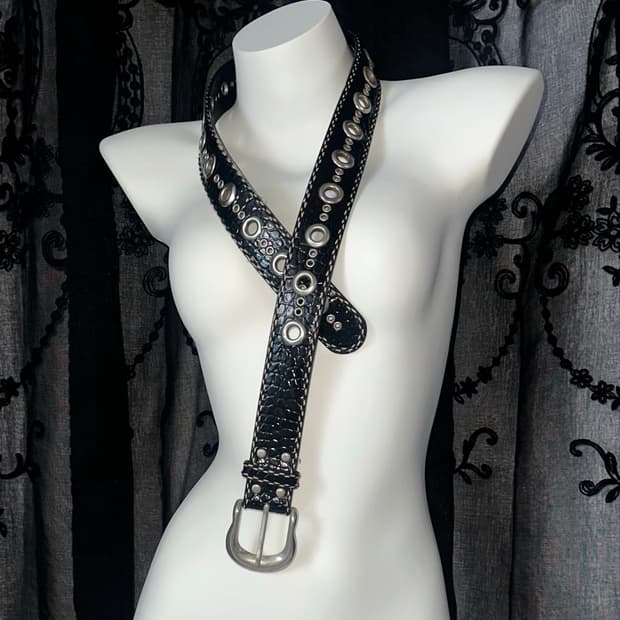 punk black belt