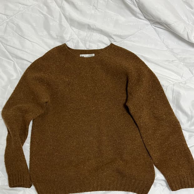 할리오브스코틀랜드 셰기독니트 브라운