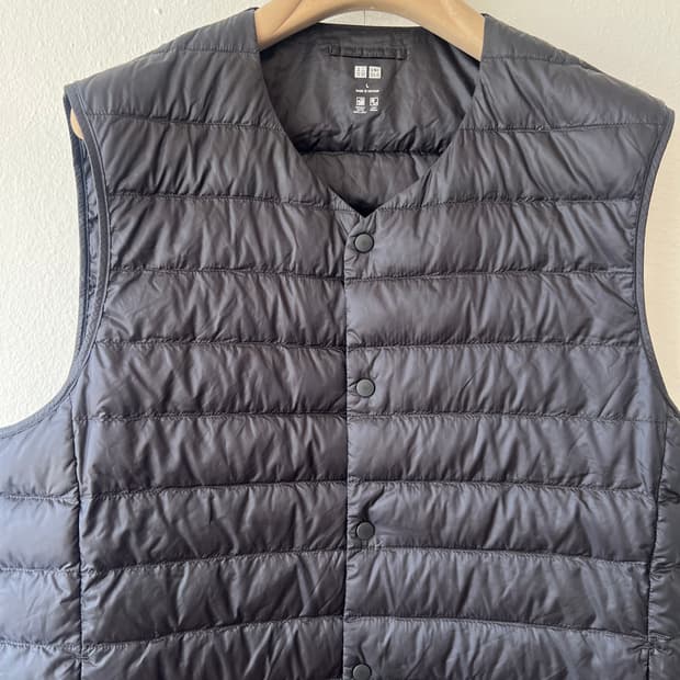 유니클로 남성 블랙 다운패딩조끼 이너패딩조끼