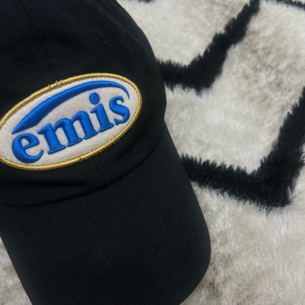 Emis 와펜 볼캡/블랙