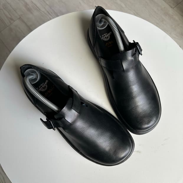 닥터마틴 페트리샤 260(8US-7UK)