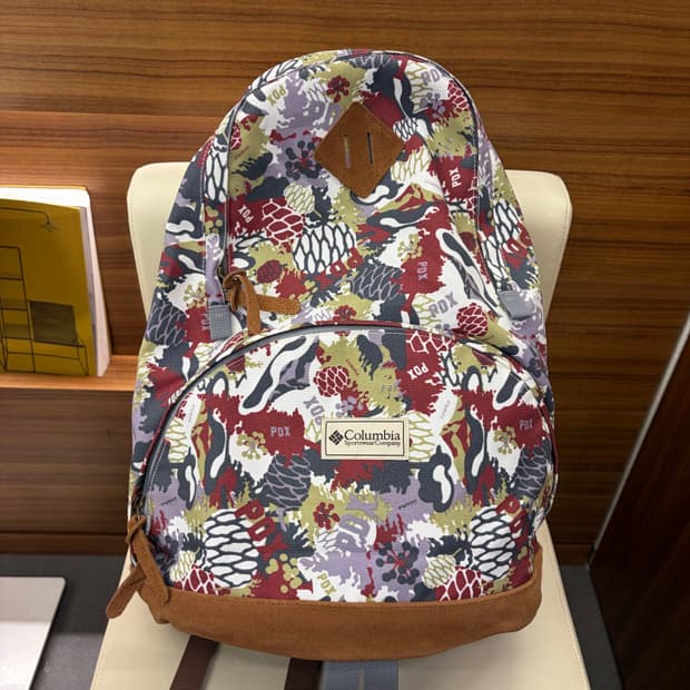 올드 컬럼비아 패턴 돼지코 스웨이드 백팩