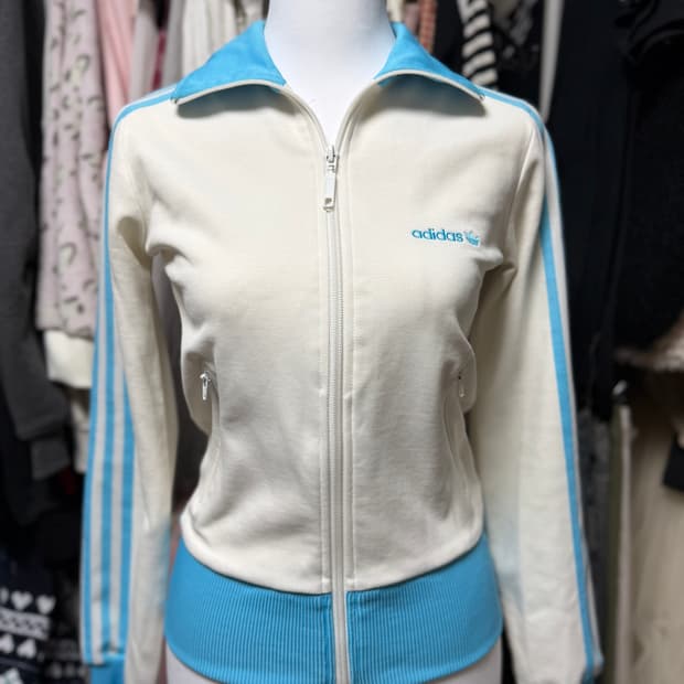 아디다스 희귀 트랙탑 져지 흰파 하늘색 소다