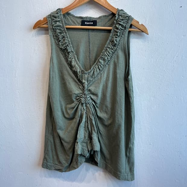 ZUCCA 주카 셔링 슬리브리스 탑 Made in JAPAN