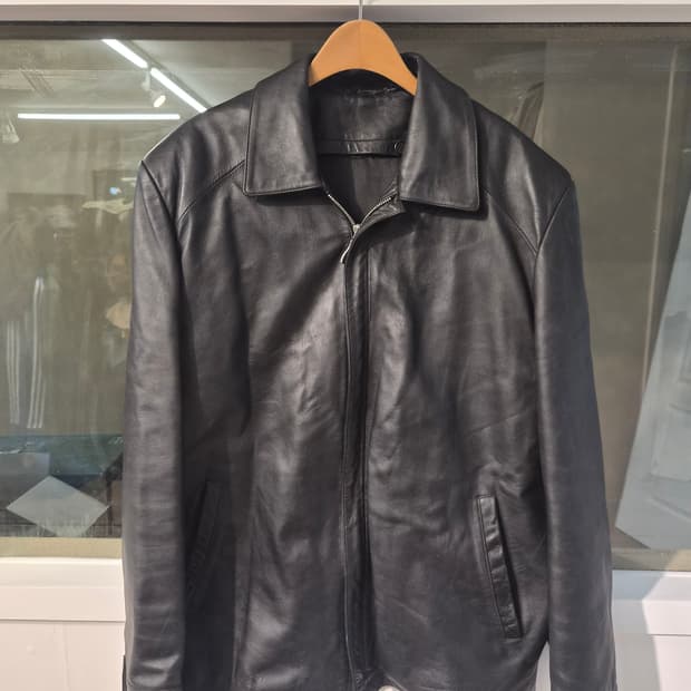 L) 싱글라이더 레더 자켓 팝니다