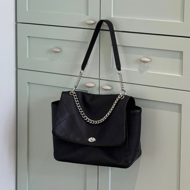 시오모모 엘마백