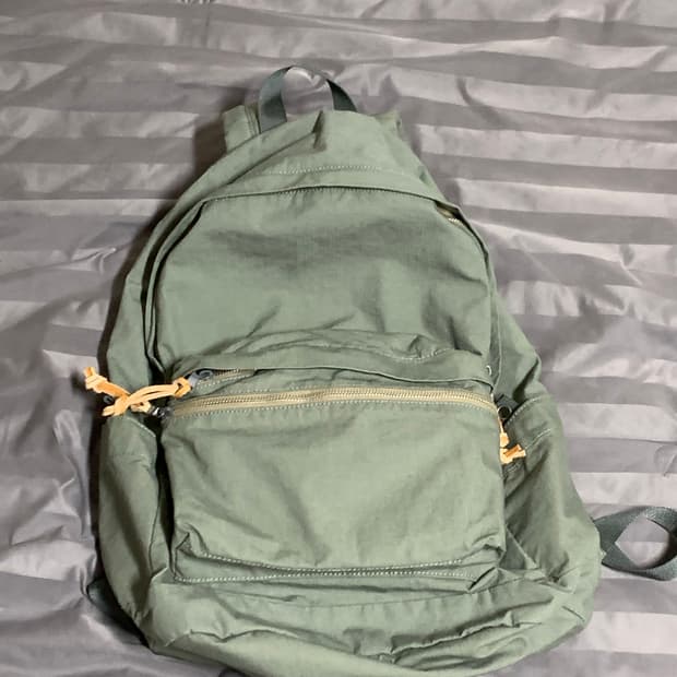 카키스 백팩