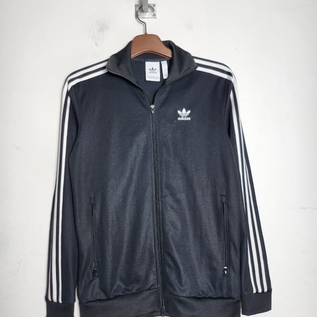 아디다스 투웨이지퍼 트랙탑
