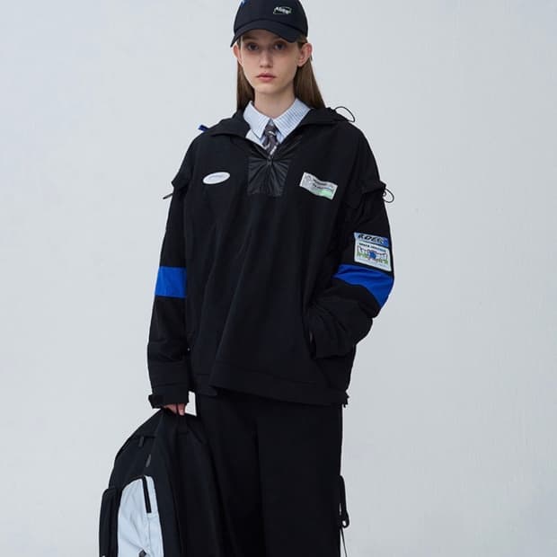 아더에러 Oblique anorak jumper Noir 바람막이 점퍼