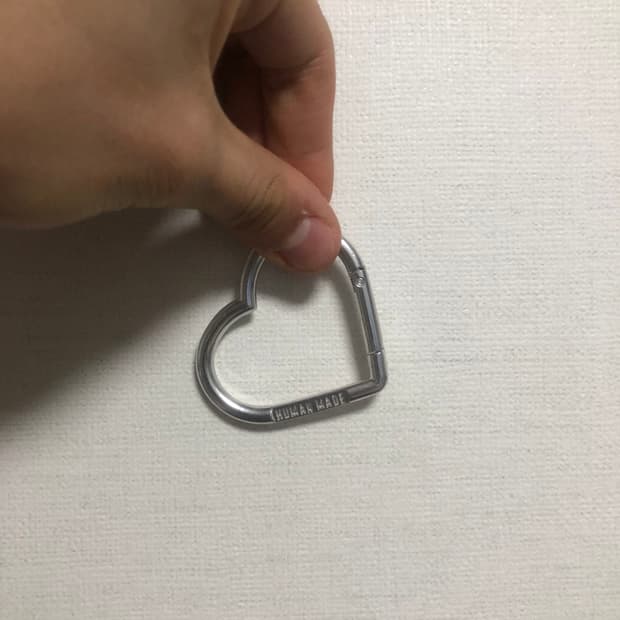 아크테릭스, 칼하트, 휴먼메이드 키링 판매