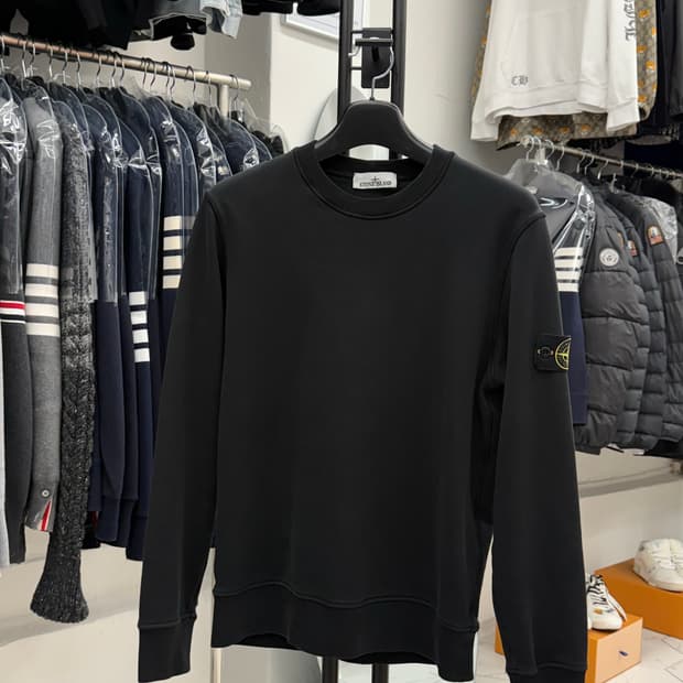 [M] 스톤아일랜드 와펜 맨투맨